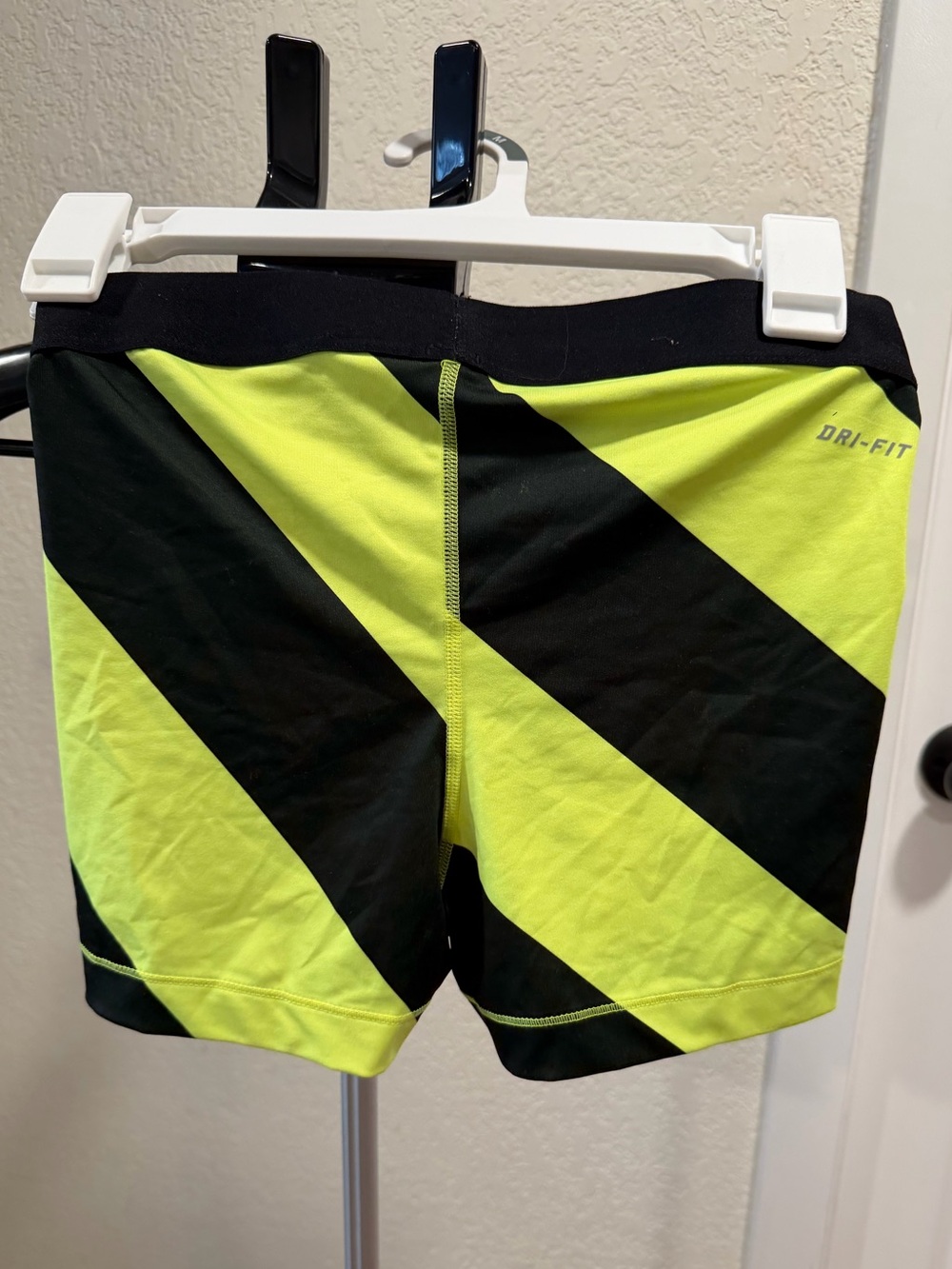 Nike Pro Spandex - Picture 2 of 3